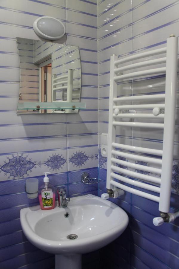 Lilia Guesthouse Sighnaghi Bagian luar foto