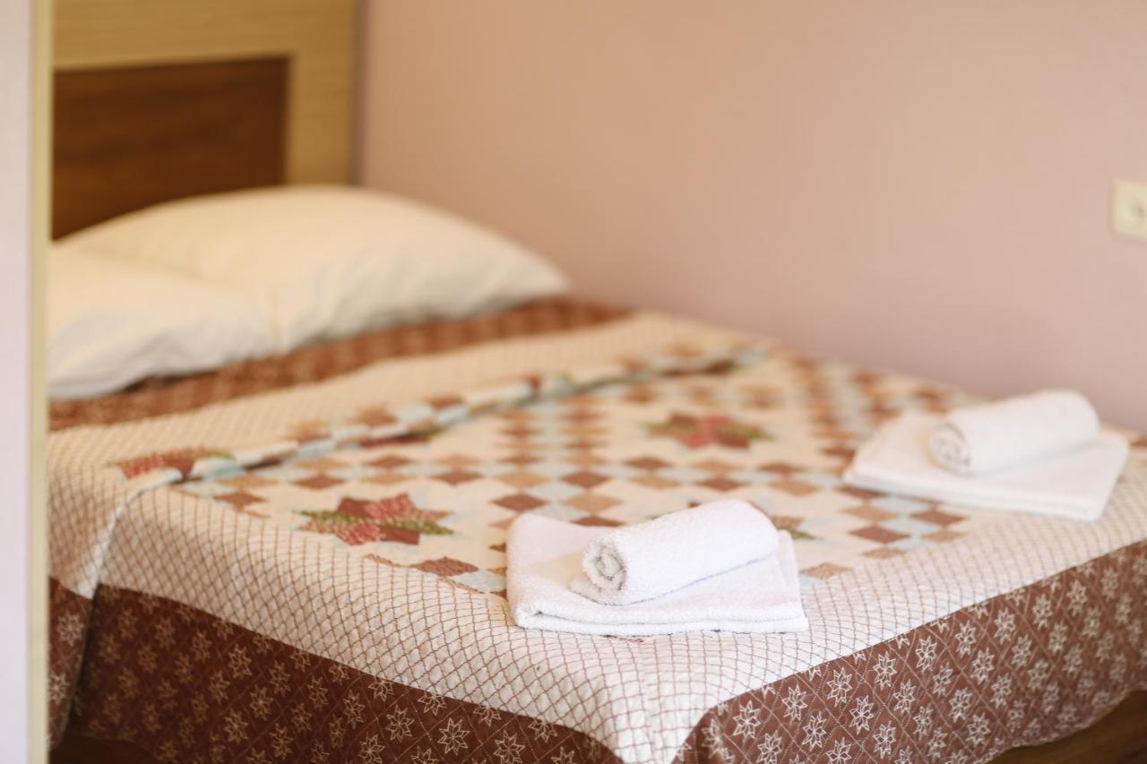Lilia Guesthouse Sighnaghi Bagian luar foto