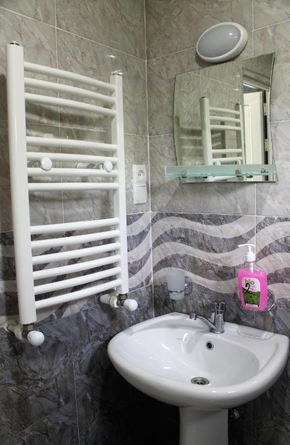Lilia Guesthouse Sighnaghi Bagian luar foto