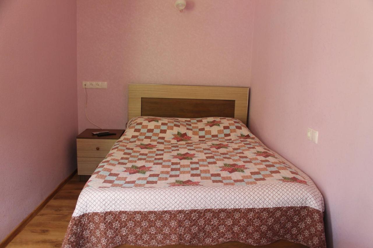 Lilia Guesthouse Sighnaghi Bagian luar foto